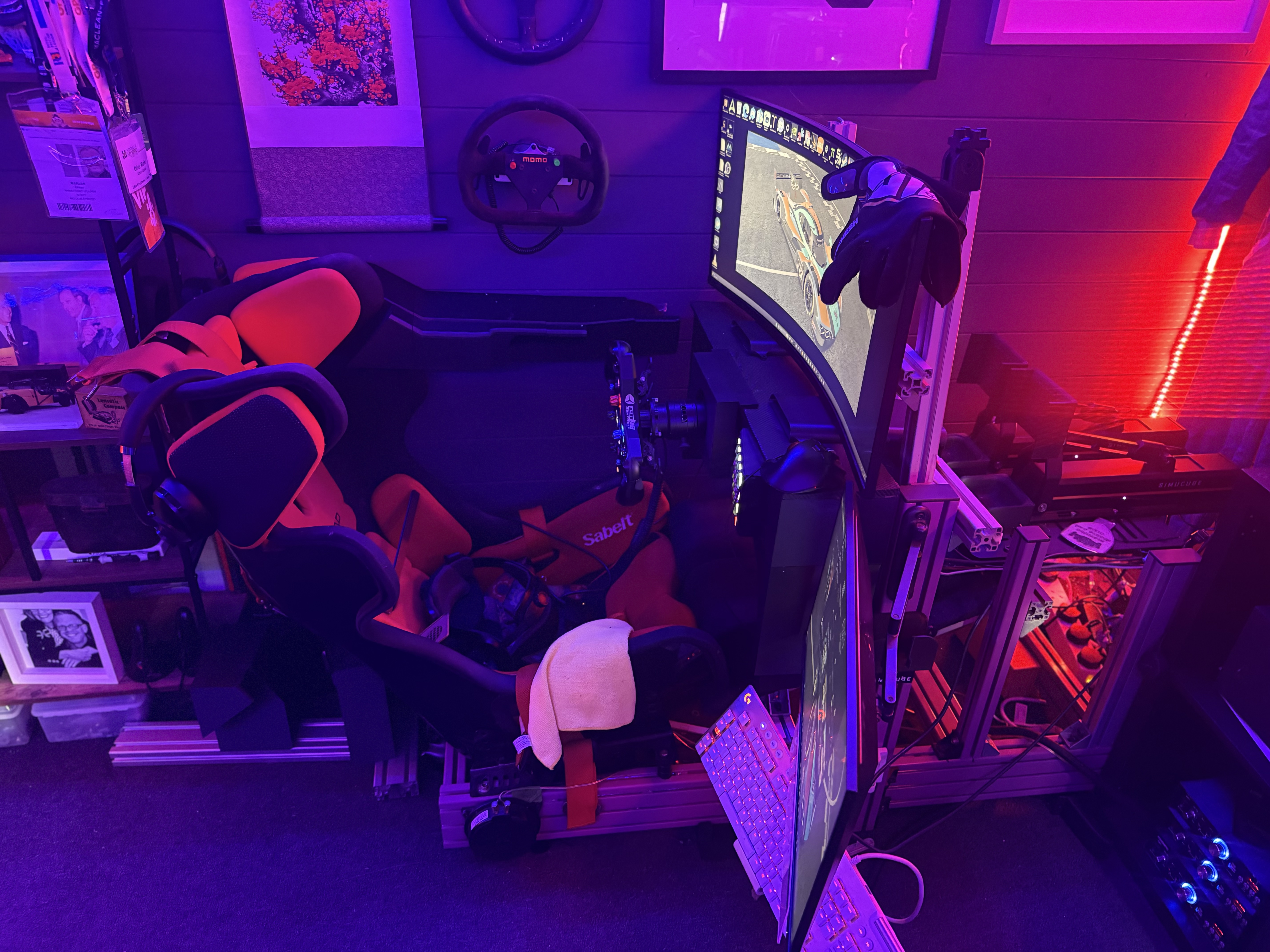 The rig - cockpit, close up